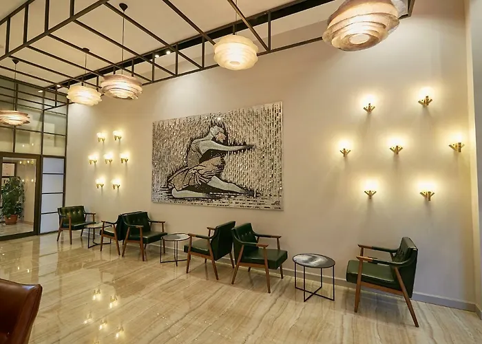 Hotel Eter Golem (Tirana)