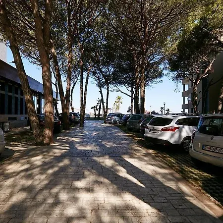 Hotell Eter Golem (Tirana)