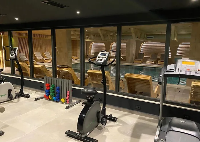 Eter Hotel Golem (Tirana)